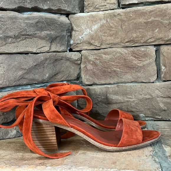 Joie Mamie Burnt Ochre Suede Sandal / SZ 39 or 9 - Picture 5 of 11